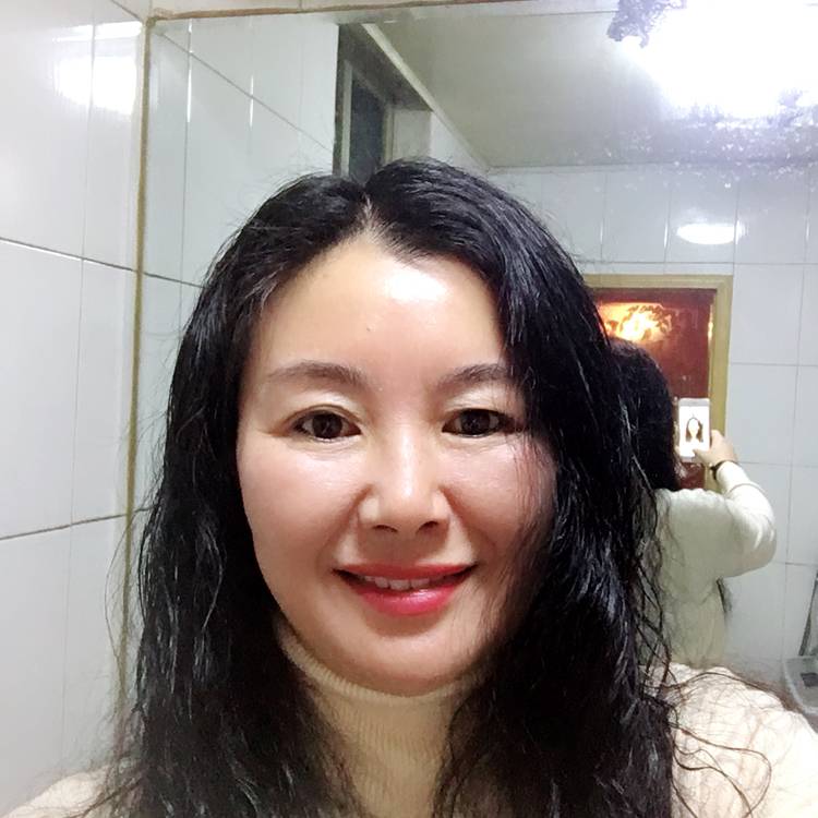 背后红尘的照片