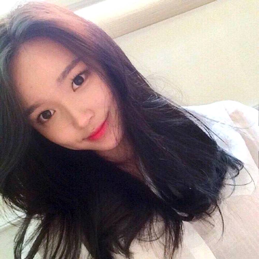 结实鸵鸟的照片