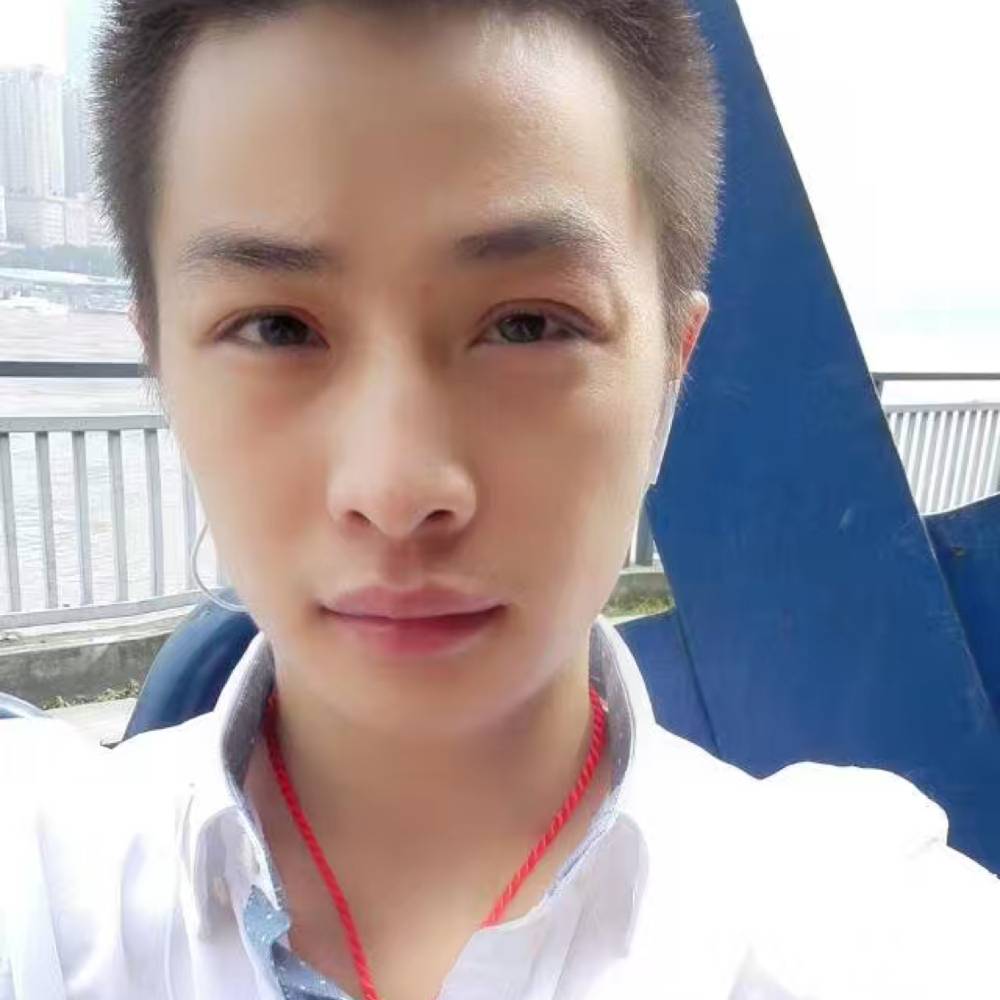 无奈高跟鞋的照片
