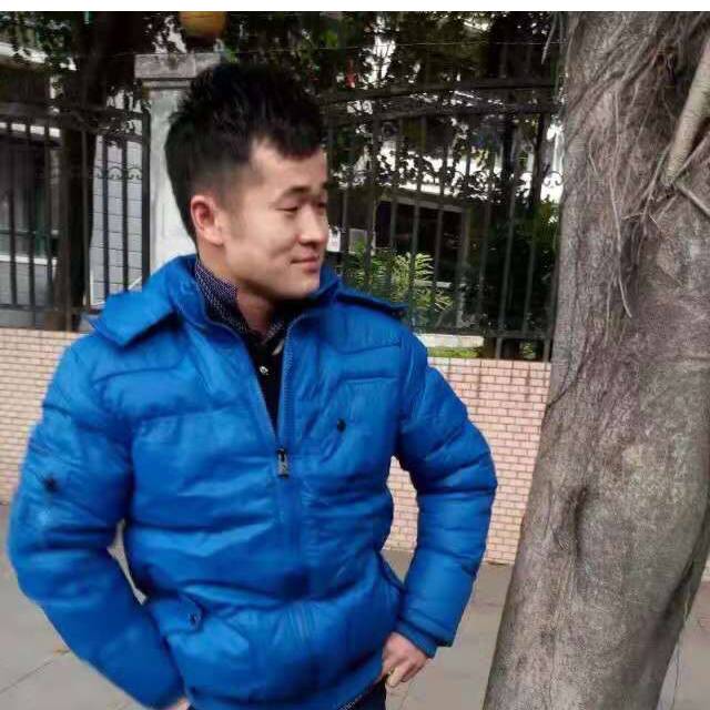 隐形菠萝的照片