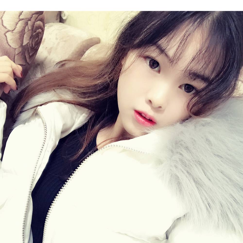 依依女神❤的照片