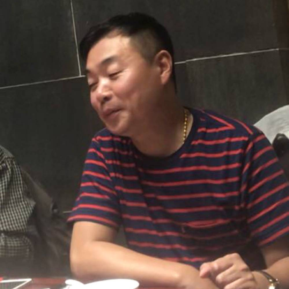 无奈超短裙的照片