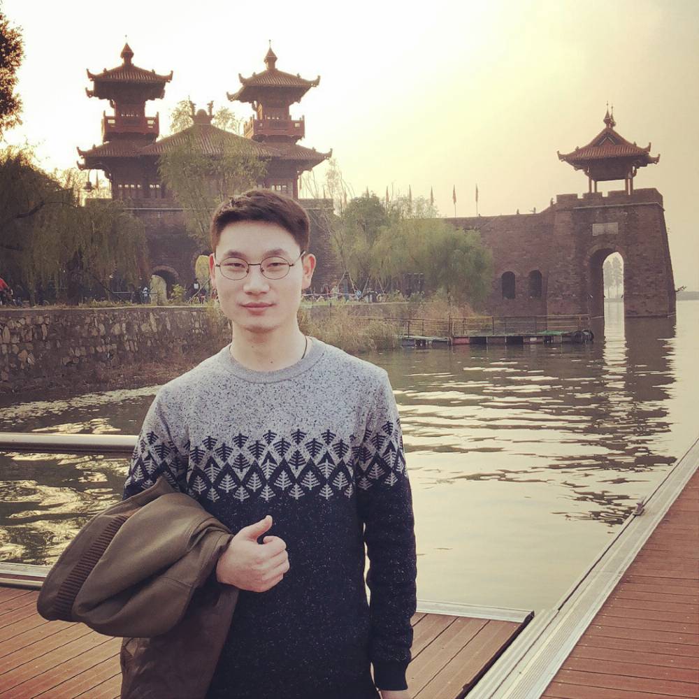 书玉尤离人的照片