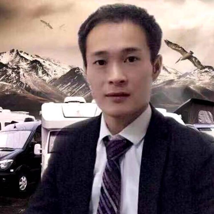 香蕉霓裳的照片