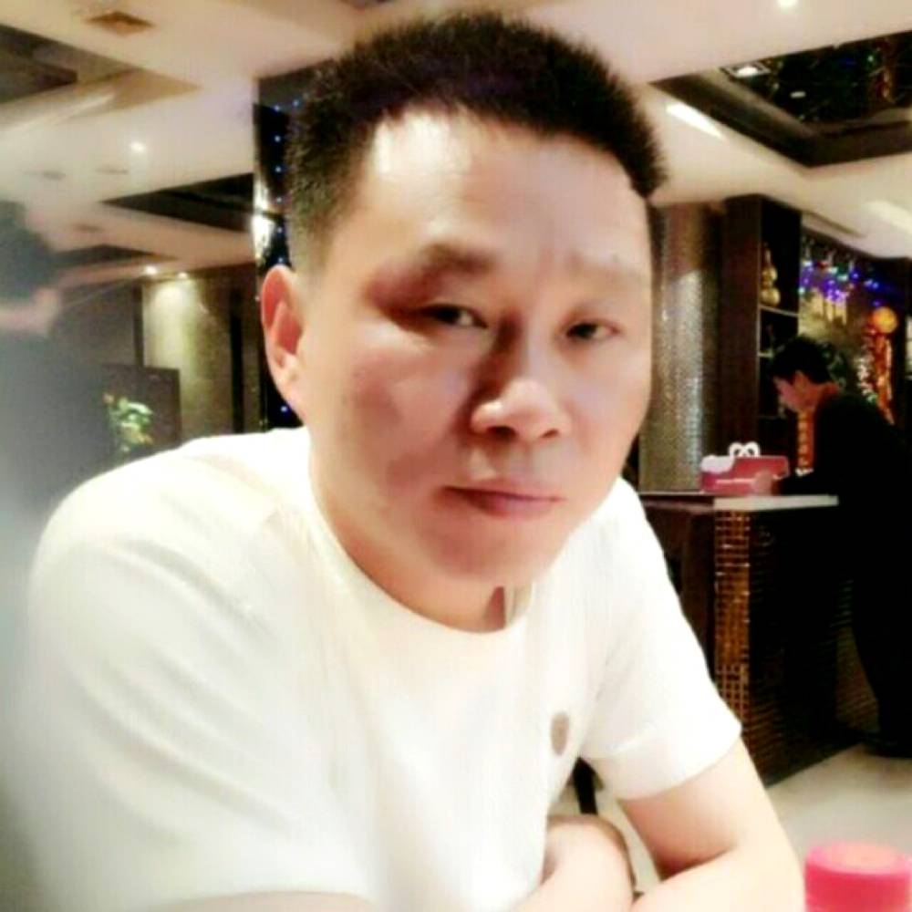 月～下的照片