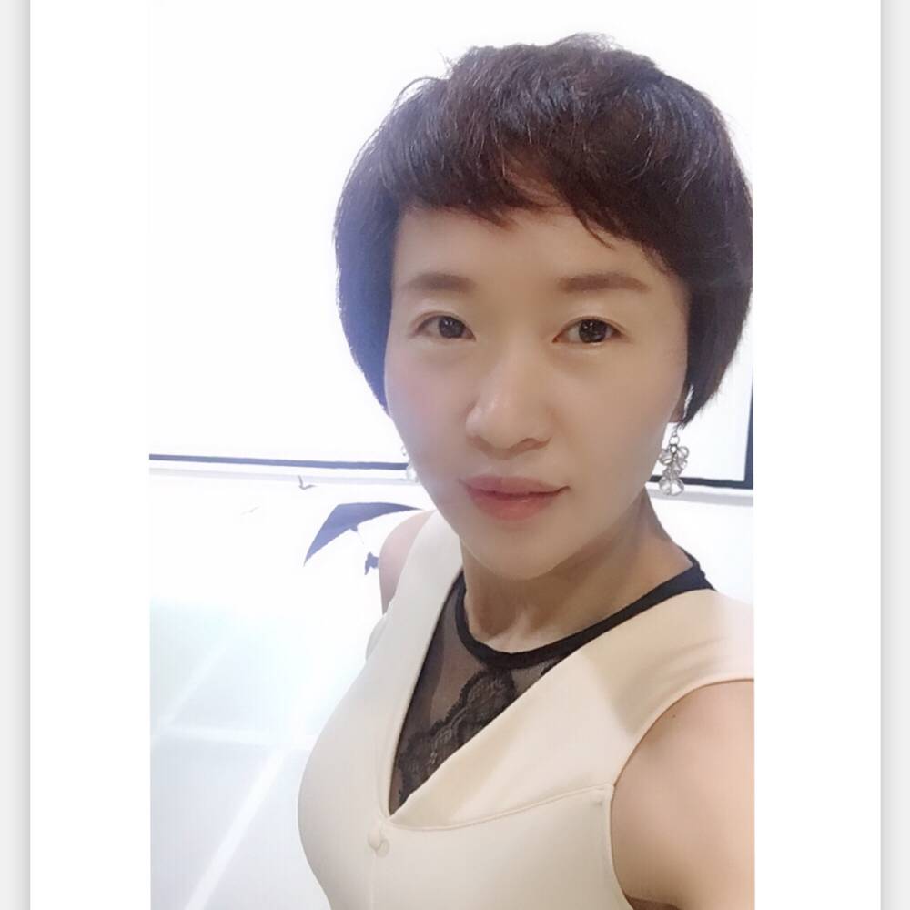 活岀自我的照片