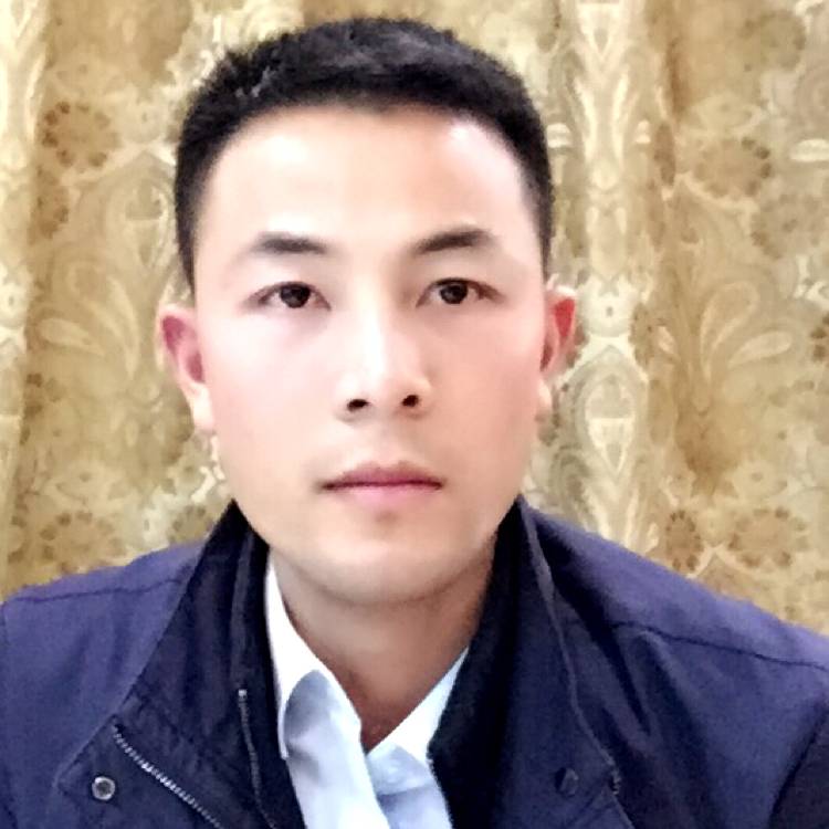 甘居平凡的照片