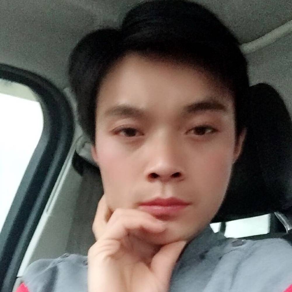 物是⚜️人非的照片
