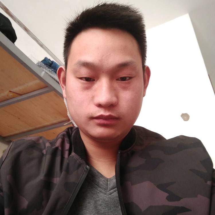 谁鞋子的照片