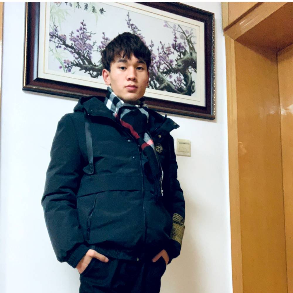 A0魔术师朱家玉的照片