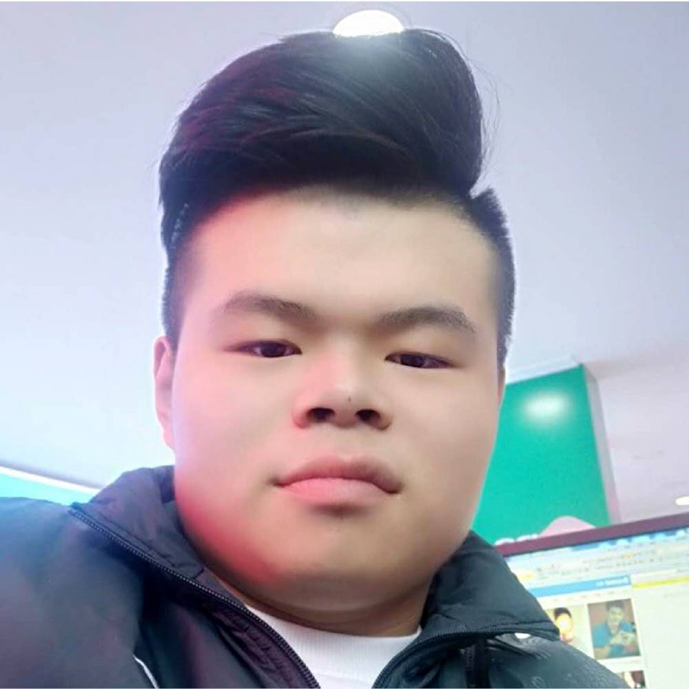 田加伟的照片