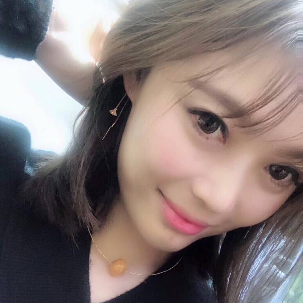 吃老虎的兔子的照片