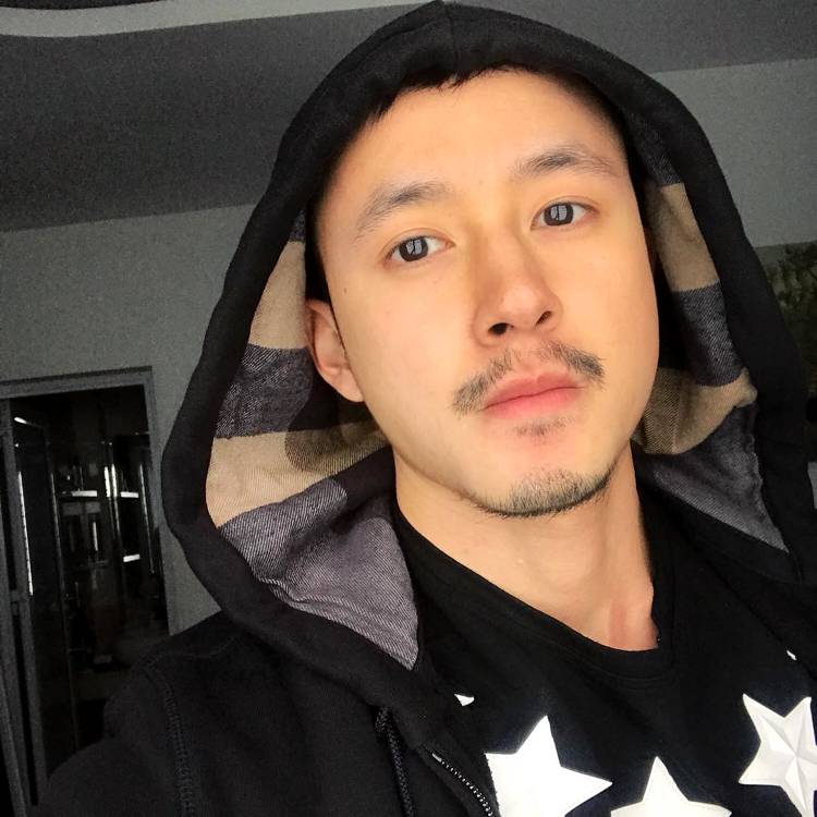 遥远的她在哪里的照片