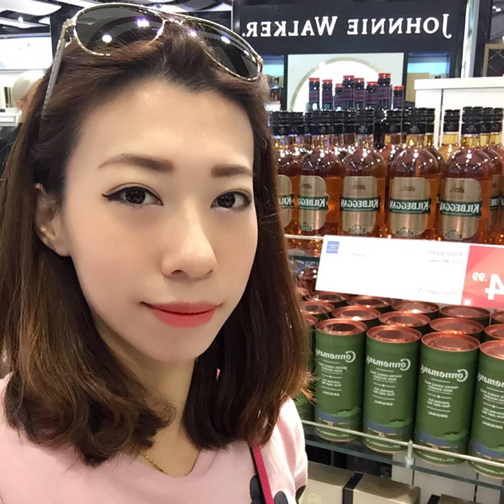 Emma荧的照片