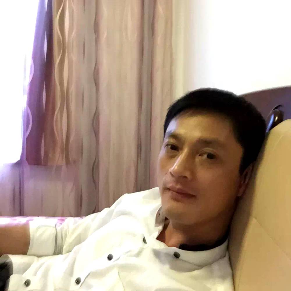 难过青栀的照片