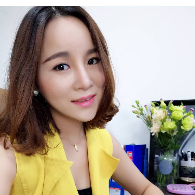 魔幻鞋子的照片