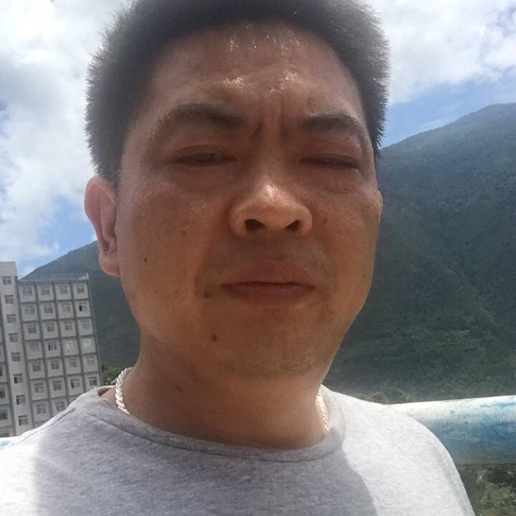 细心唇彩的照片