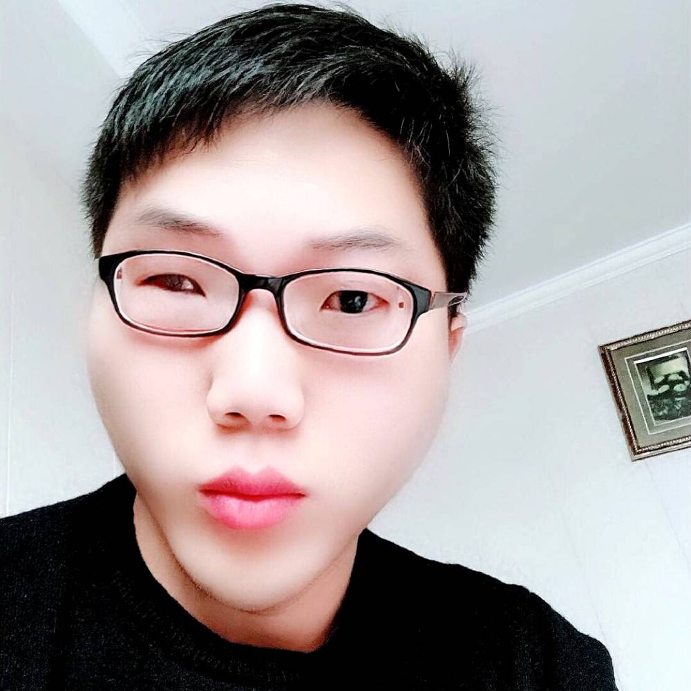 绚烂超短裙的照片