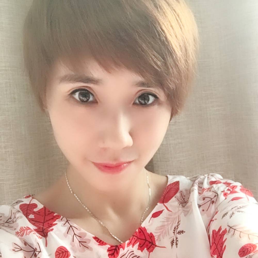 慈祥学姐的照片