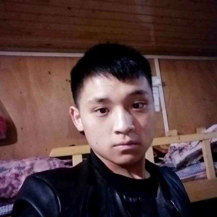 孤独一行的照片