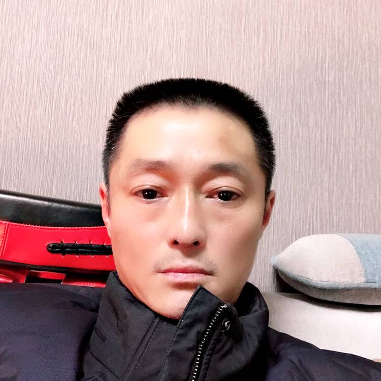 侮恨的照片