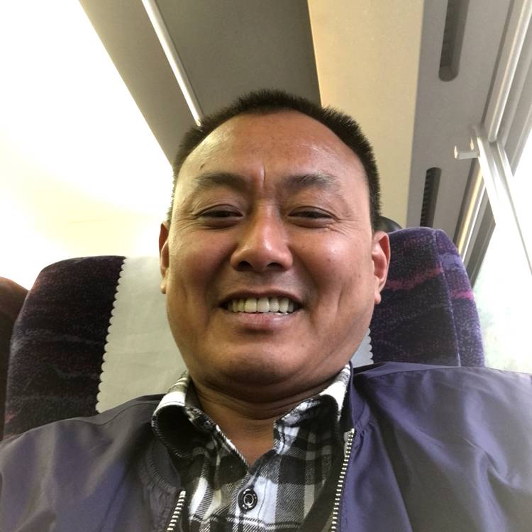 史万国的照片