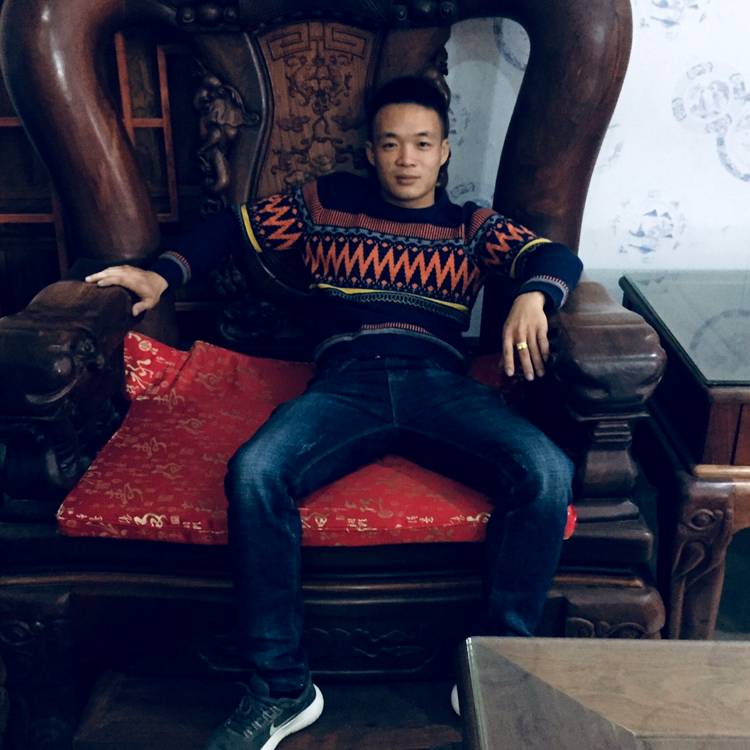 黎世纪的照片