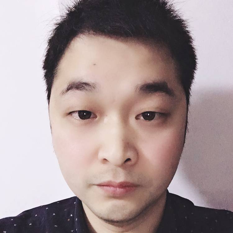 阳光彩虹蛋糕的照片