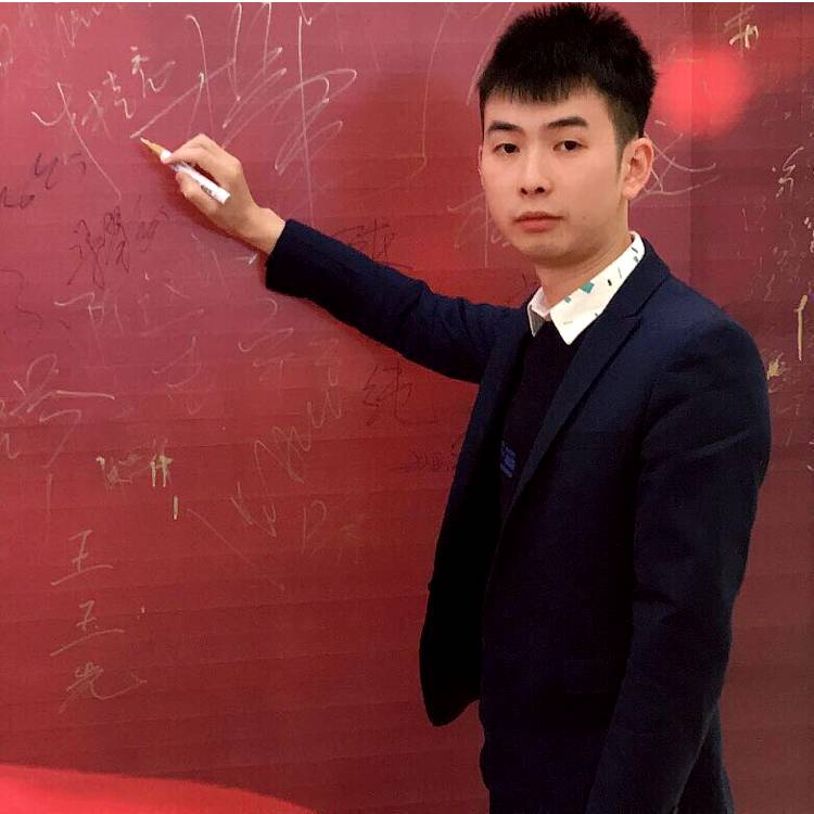 迁就你一生的人的照片