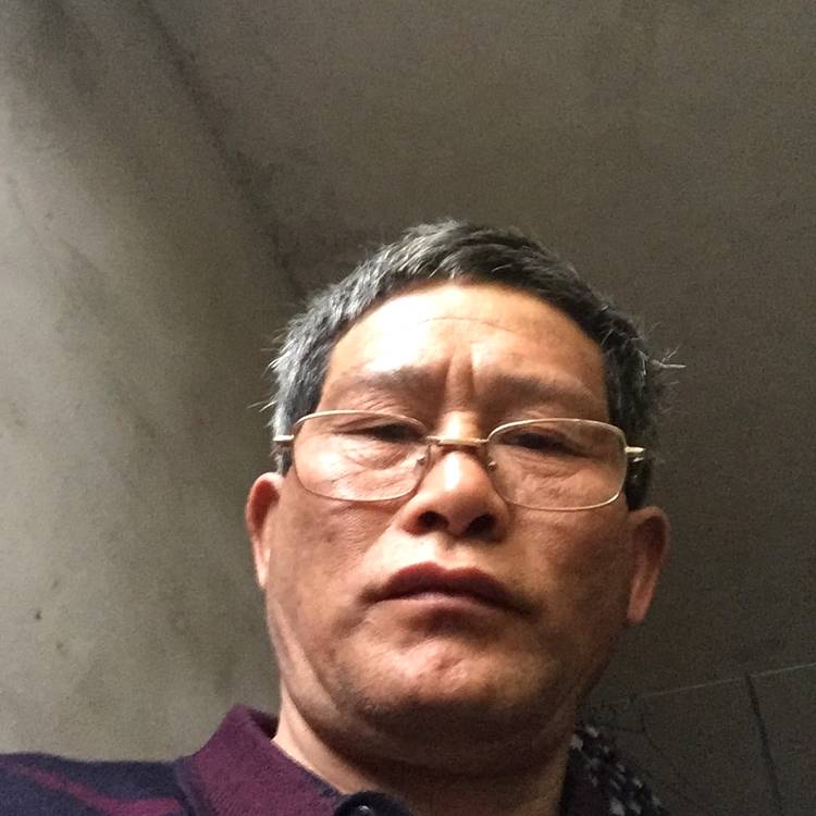 云中蛟龙的照片