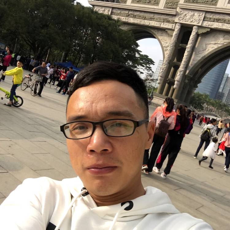 生活不易卡恩的照片