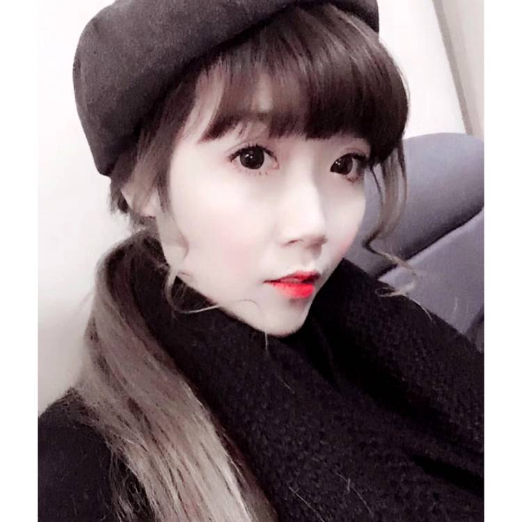 卡蜜拉的照片