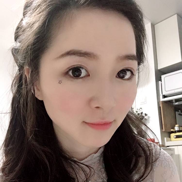 榴莲飘飘的照片