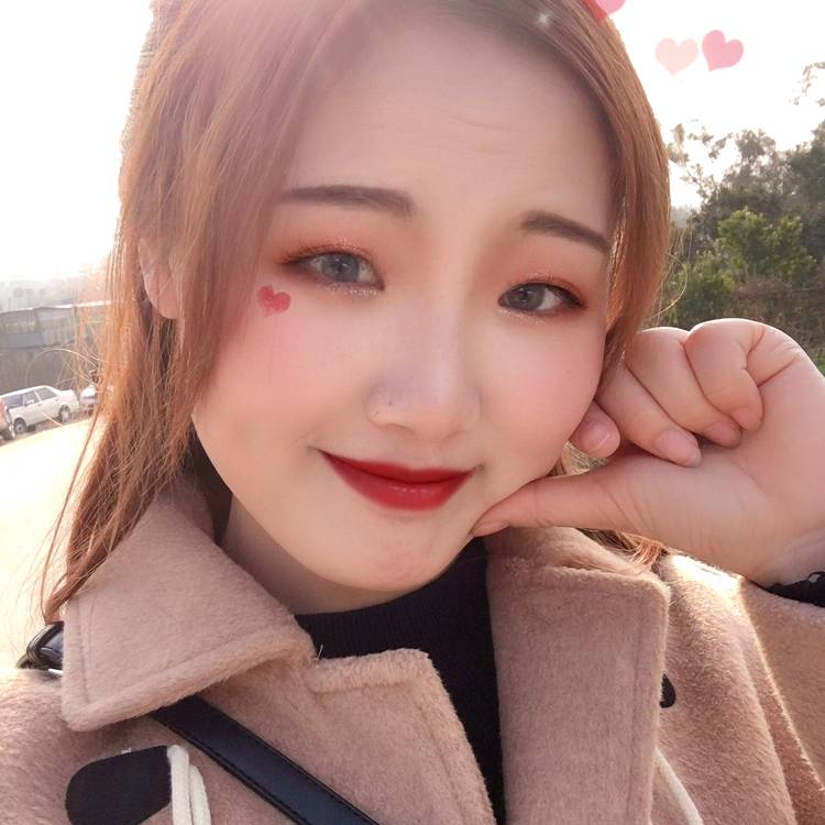 行走的小太阳的照片