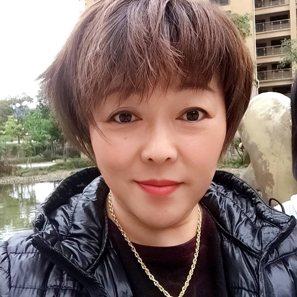 江苏南通紫色水晶的照片