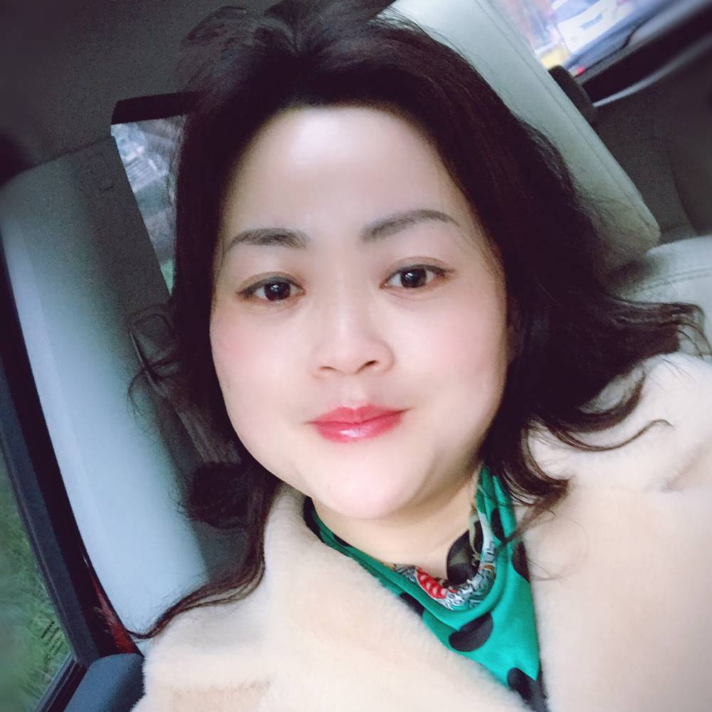美丽仁慈居一身的照片