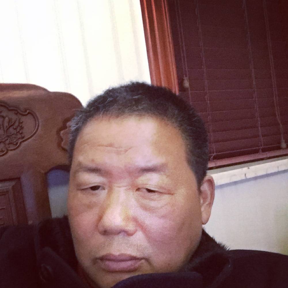 快乐微笑面对的照片