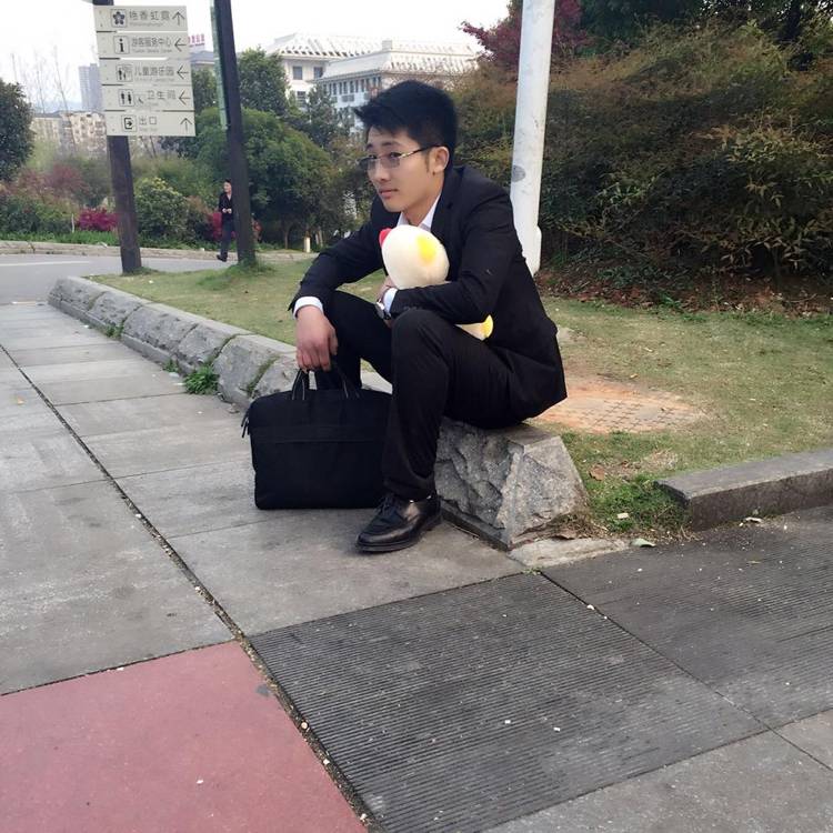 疲惫的心(^^)的照片