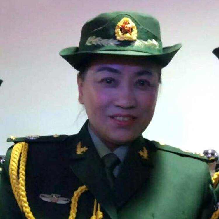李社珍珍李的照片