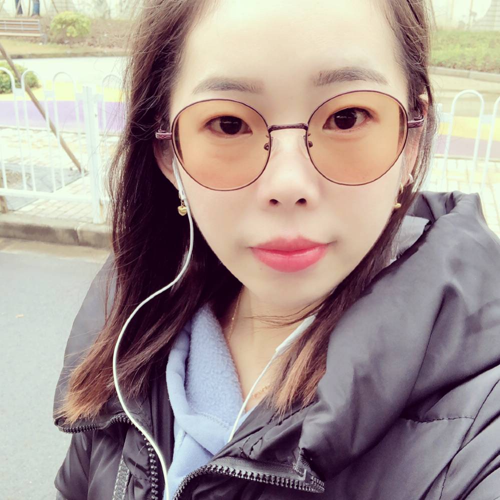 兔兔是只兔子的照片