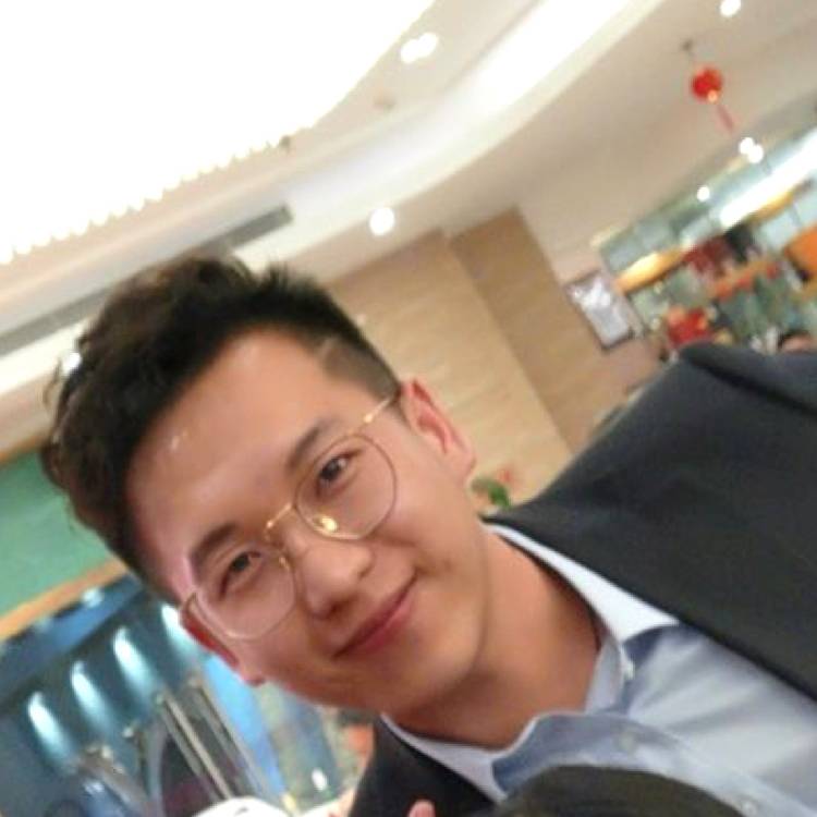 死大鹏子的照片