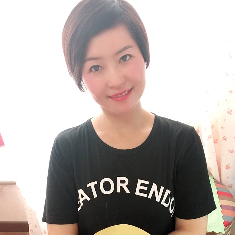 蓝色清滢的照片