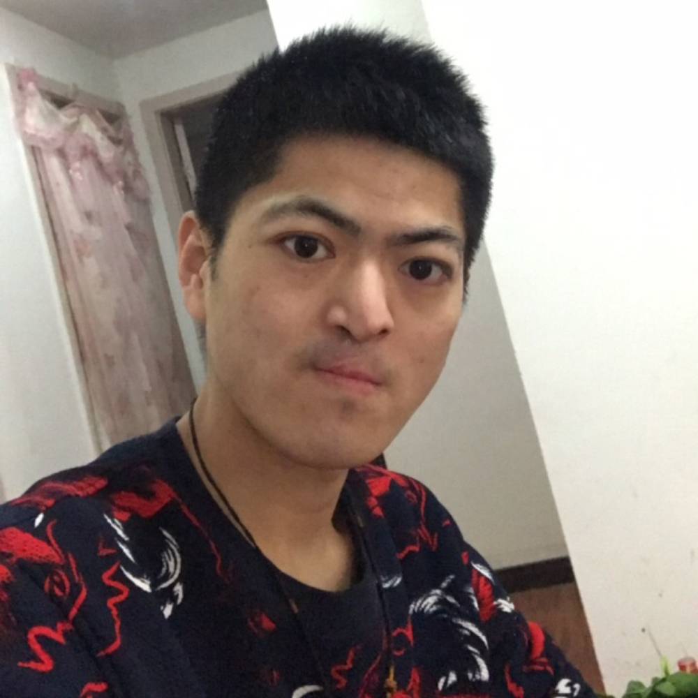 郭龙飞的照片