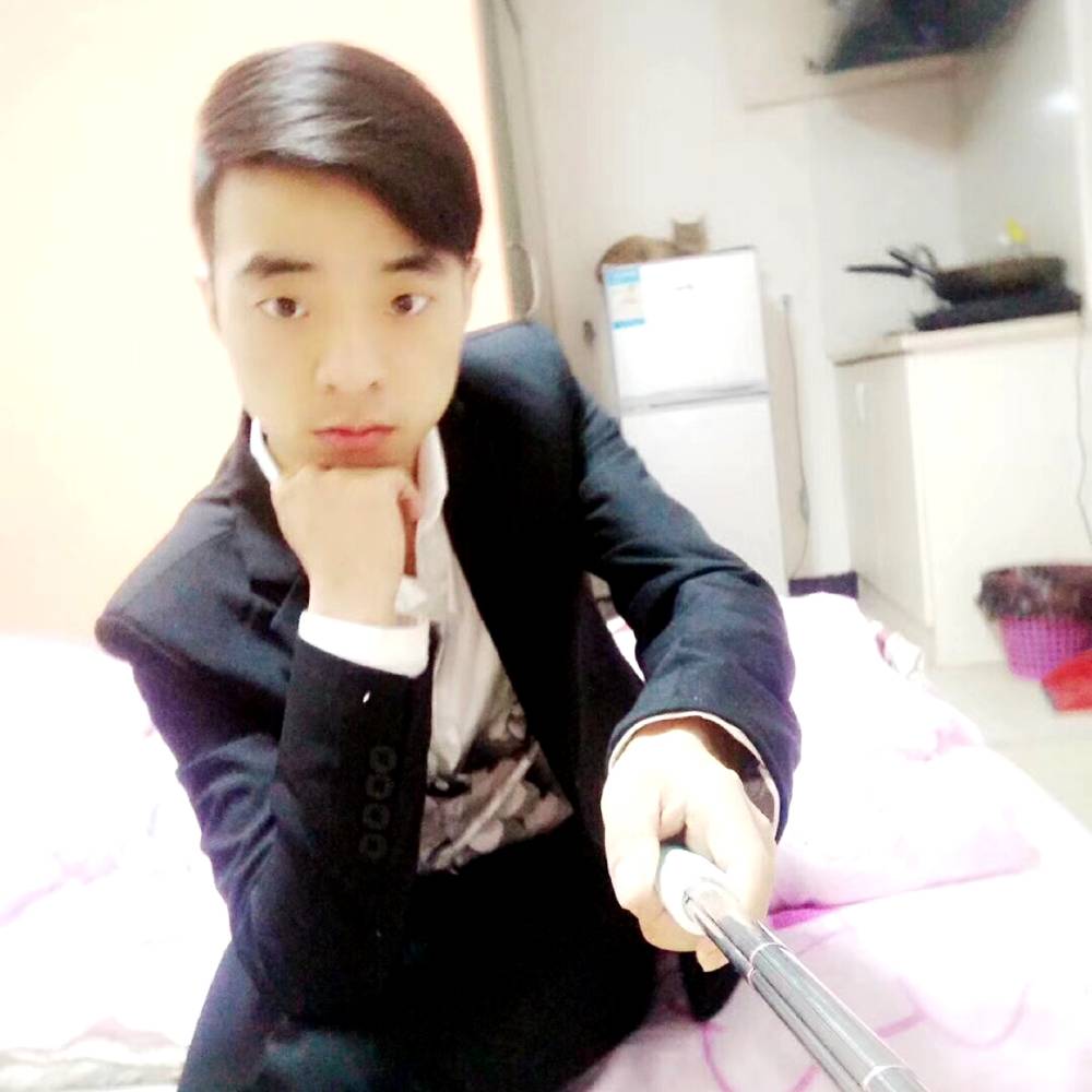 习惯黑夜的照片