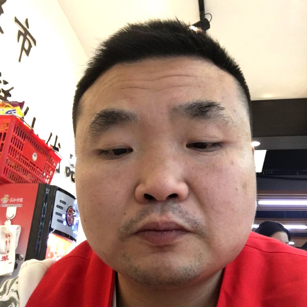 内向哥哥的照片