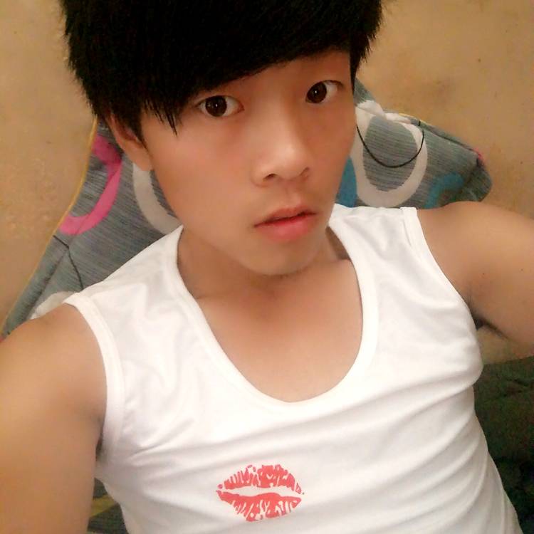 李小鬼的照片