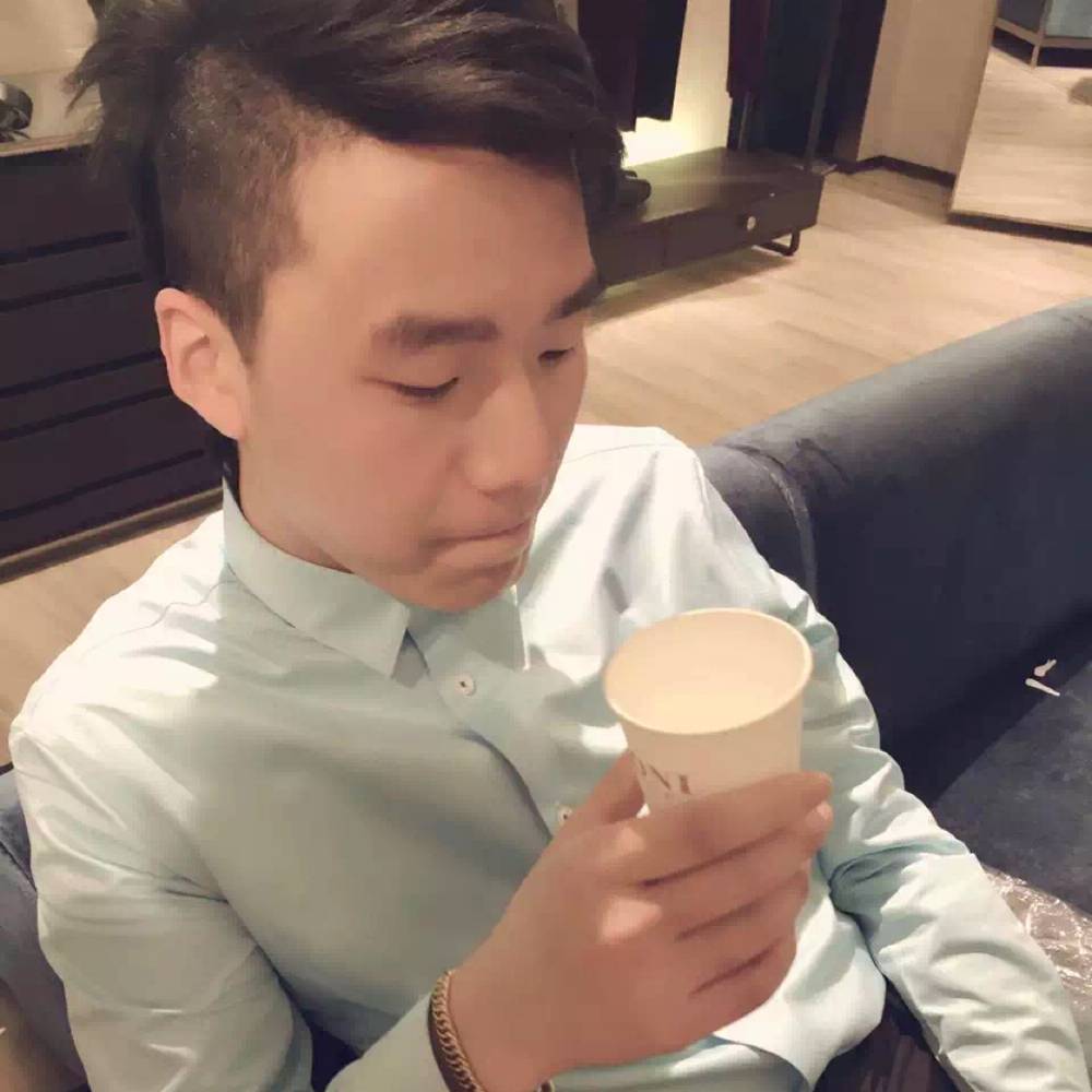 缘阙的照片