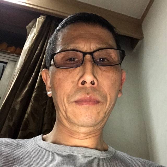 卜片的照片