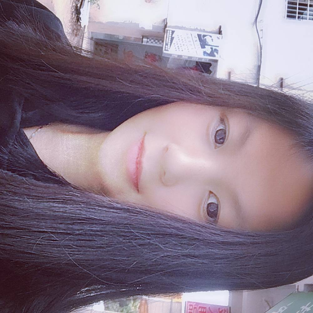 微痞女孩的照片