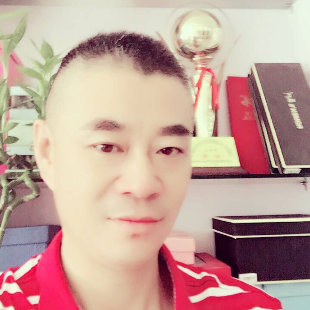 南风院长的照片